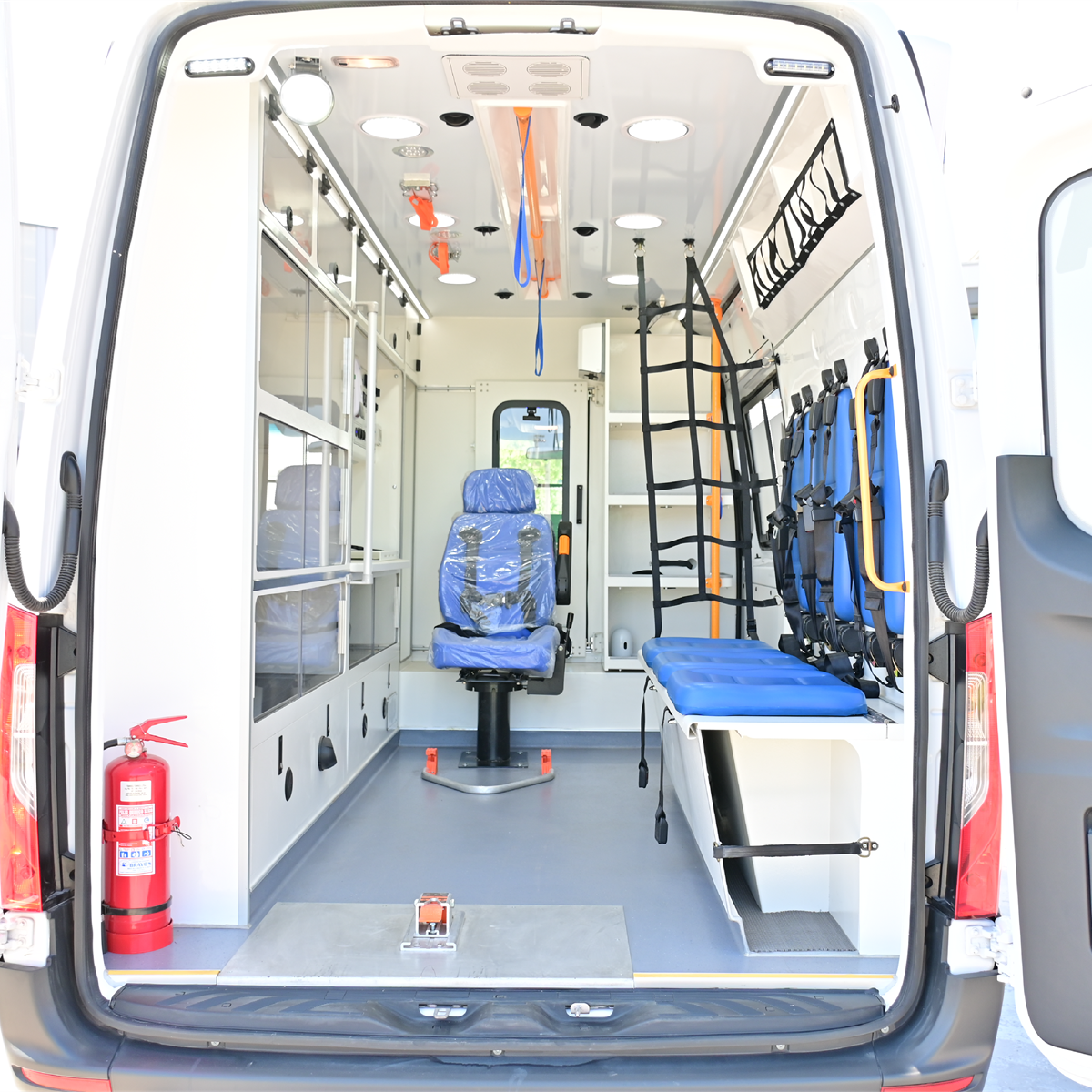 AMBULANCIA MB SPRINTER - Imagen 3